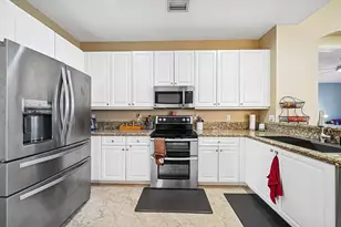 8147 Viale Matera, Lake Worth, FL 33467 - Photo 11