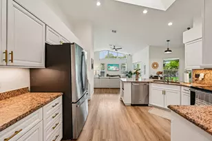 18295 Lake Bend Dr, Jupiter, FL 33458 - Photo 19