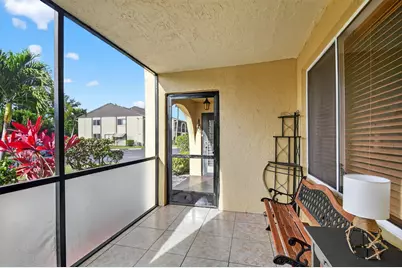 342 Pine Ridge Circle #D-1, Greenacres, FL 33463 - Photo 3