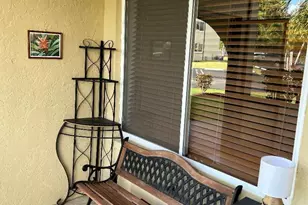 342 Pine Ridge Cir, Greenacres, FL 33463 - Photo 5