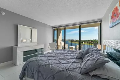 1830 Embassy Drive #613, West Palm Beach, FL 33401 - Photo 11