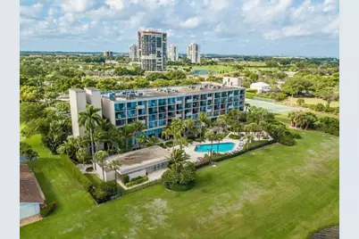 1830 Embassy Drive #613, West Palm Beach, FL 33401 - Photo 1
