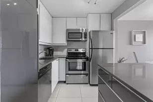 1830 Embassy Dr, West Palm Beach, FL 33401 - Photo 7