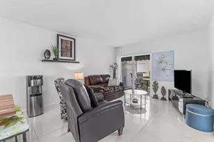 154 Waterside Dr, Hypoluxo, FL 33462 - Photo 3