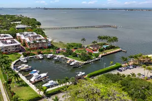 1533 NE Outrigger Landings Dr, Jensen Beach, FL 34957 - Photo 39