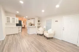 2555 Pga Blvd, Palm Beach Gardens, FL 33410 - Photo 3