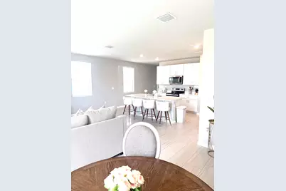 389 Salisbury Circle, Fort Pierce, FL 34982 - Photo 5