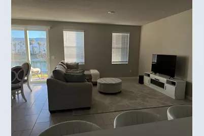 389 Salisbury Circle, Fort Pierce, FL 34982 - Photo 9