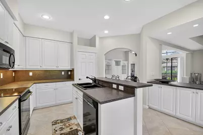 8046 Via Grande, Boynton Beach, FL 33437 - Photo 13