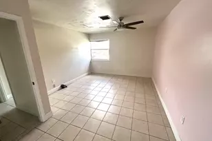 506 Lori Dr, Palm Springs, FL 33461 - Photo 7