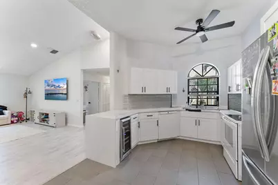 5139 Europa Drive #O, Boynton Beach, FL 33437 - Photo 9