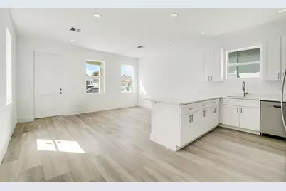 2653 Hiawatha Avenue, West Palm Beach, FL 33409 - Photo 5