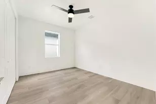 2653 Hiawatha Ave, West Palm Beach, FL 33409 - Photo 9