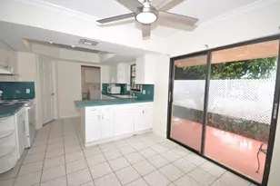 10 Evergreen Dr, Lake Park, FL 33403 - Photo 3