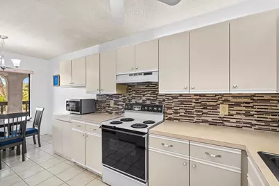 10110 Cedar Point Boulevard #305, Boynton Beach, FL 33437 - Photo 11