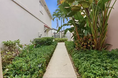 2122 Tigris Drive, West Palm Beach, FL 33411 - Photo 7