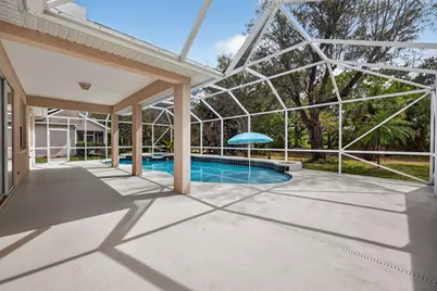 5545 W 1st Square SW, Vero Beach, FL 32968 - Photo 31