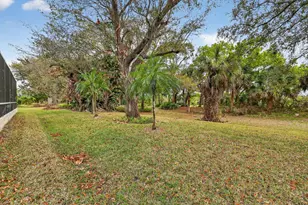 5545 West 1st Square SW, Vero Beach, FL 32968 - Photo 27