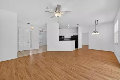 5545 W 1st Square SW, Vero Beach, FL 32968 - Photo 5