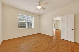 5545 West 1st Square SW, Vero Beach, FL 32968 - Photo 17