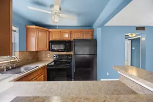 35 Sussex B, West Palm Beach, FL 33417 - Photo 19