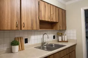 715 W Ocean Ave, Lantana, FL 33462 - Photo 3