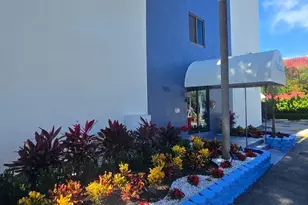 105 S Riverside Dr, Pompano Beach, FL 33062 - Photo 3