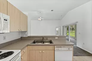 220 SW Lake Forest Way, Port Saint Lucie, FL 34986 - Photo 11