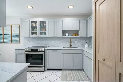 7 Southport Lane #B, Boynton Beach, FL 33436 - Photo 1