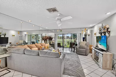 7 Southport Lane #B, Boynton Beach, FL 33436 - Photo 9