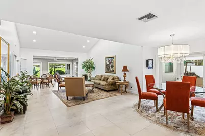 24 Cambridge Drive, Boynton Beach, FL 33436 - Photo 9