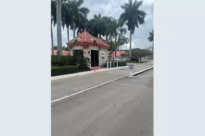 7884 Lexington Club Boulevard #B, Delray Beach, FL 33446 - Photo 27