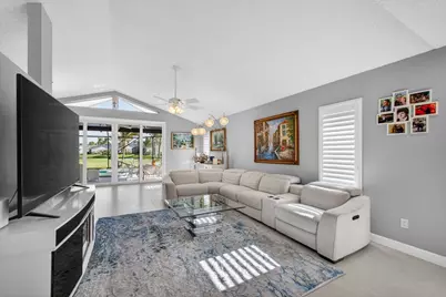 7198 SE Quincy Terrace, Hobe Sound, FL 33455 - Photo 11