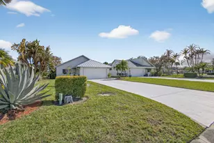 7198 SE Quincy Terrace, Hobe Sound, FL 33455 - Photo 1