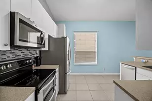 5738 Sunberry Cir, Fort Pierce, FL 34951 - Photo 15