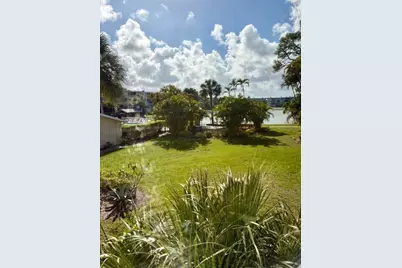 2562 N Garden Drive #206, Lake Worth, FL 33461 - Photo 13