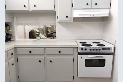 2562 N Garden Drive #206, Lake Worth, FL 33461 - Photo 7
