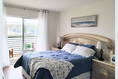 2562 N Garden Drive #206, Lake Worth, FL 33461 - Photo 1