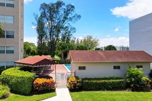 3465 Via Poinciana, Lake Worth, FL 33467 - Photo 33