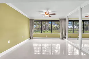 6073 Balboa Cir, Boca Raton, FL 33433 - Photo 9