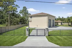 12038 Key Lime Blvd, The Acreage, FL 33412 - Photo 7