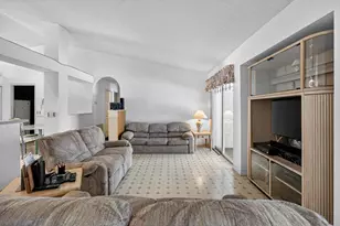 459 SE Nome Dr, Port Saint Lucie, FL 34984 - Photo 9