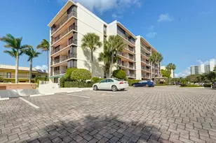 225 Beach Rd, Tequesta, FL 33469 - Photo 13