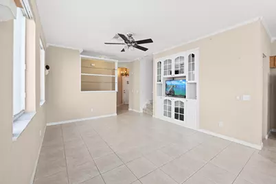 3069 Laurel Ridge Circle, Riviera Beach, FL 33404 - Photo 5