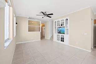 3069 Laurel Ridge Cir, Riviera Beach, FL 33404 - Photo 5
