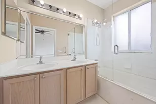 3069 Laurel Ridge Cir, Riviera Beach, FL 33404 - Photo 25