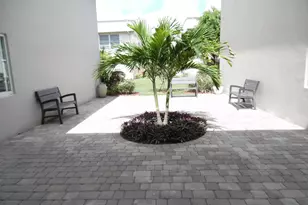 157 Capri D, Delray Beach, FL 33484 - Photo 15