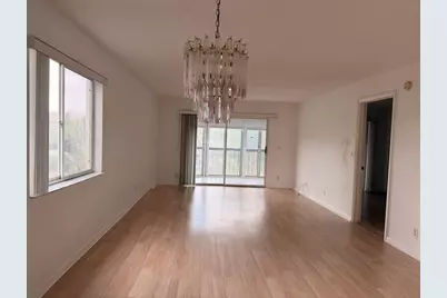 3146 Via Ponciana #301, Lake Worth, FL 33467 - Photo 5