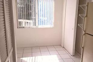 3146 Via Ponciana, Lake Worth, FL 33467 - Photo 17