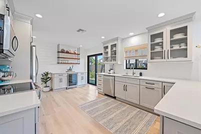 2583 La Cristal Circle, Palm Beach Gardens, FL 33410 - Photo 5